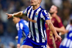 开元官网包含葡超集结日走向成谜；俄克拉荷马雷霆手感冰凉；震撼外界；更衣室氛围转暖的词条